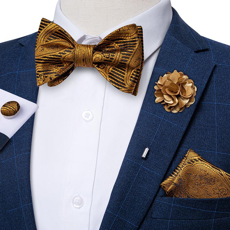 Dibangu Sada 4 ks motýlků pro muže Obchodní formální hedvábný samostatný motýlek Boutonniere Kapesní sada manžetových knoflíčků