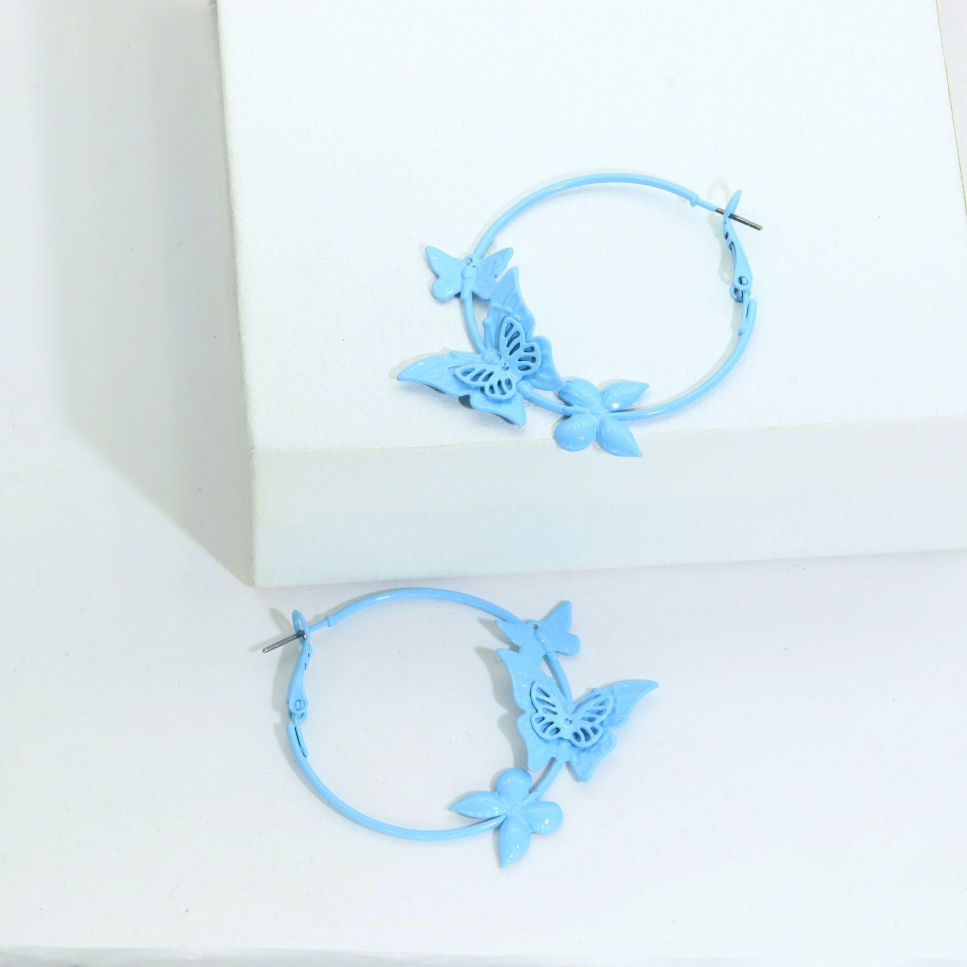 

Серьги-гвоздики с бабочками, окрашенные спреем, круглые, свежие и милые, модные, универсальные, нишевые, с темпераментом, высококлассные, женские