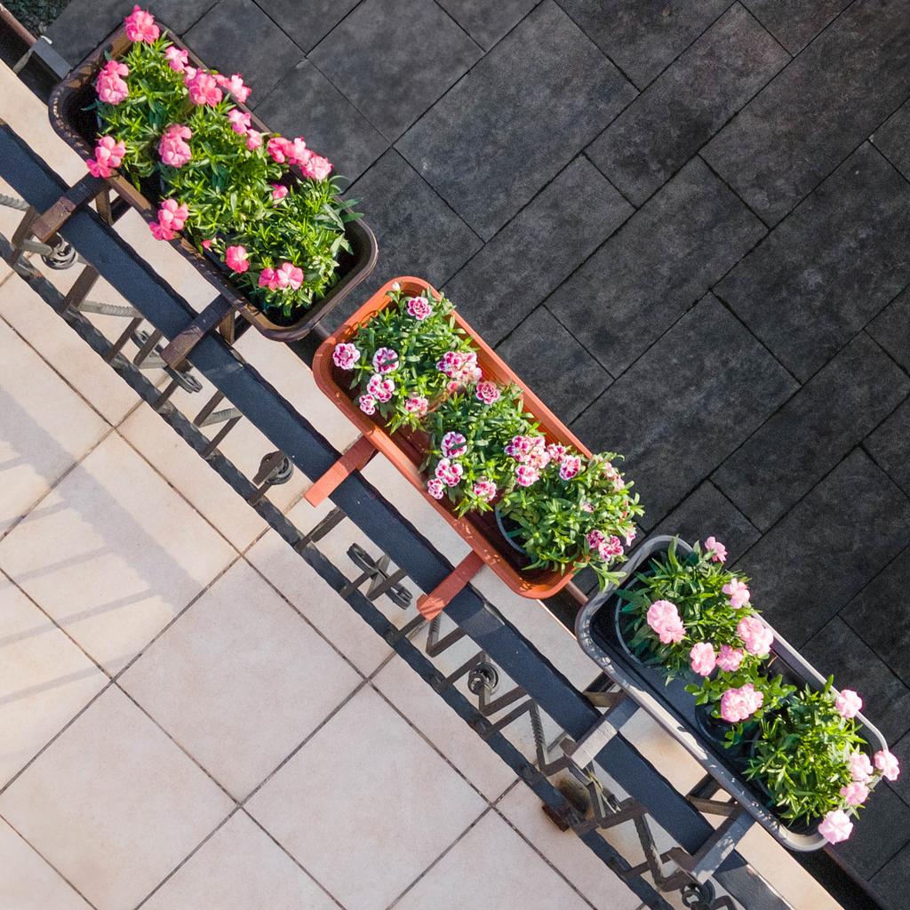 KADAX Balcony Box Flower Pot Planter Handles Saucer Balcony Railing