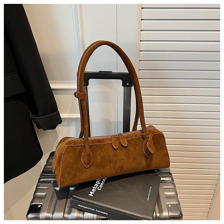 Vielseitige Wildleder-Schultertasche mit großer Kapazität und modischem Design