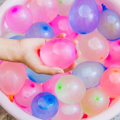 Conjunto de balões de água de enchimento rápido com 111 peças - autovedantes, perfeitos para diversão ao ar livre no verão e lutas aquáticas, cores variadas