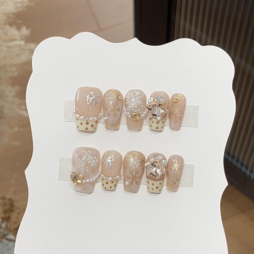 Handmade Atmosphere Cream French Hollow Snowflake Grid Snowflake Diamond Cinderella Nails
