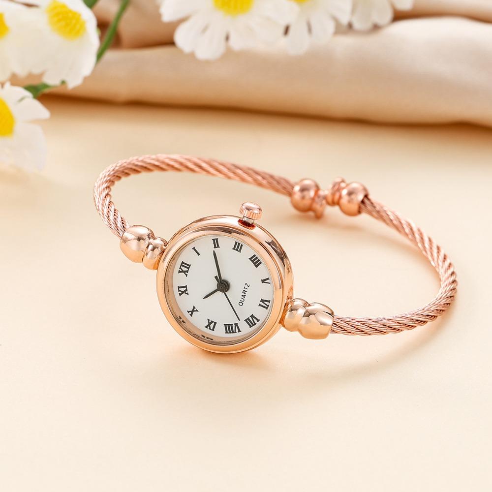 Retro Quarz Uhr Legierung Armbanduhr Kettenuhren Mode Armreif Armband Damen