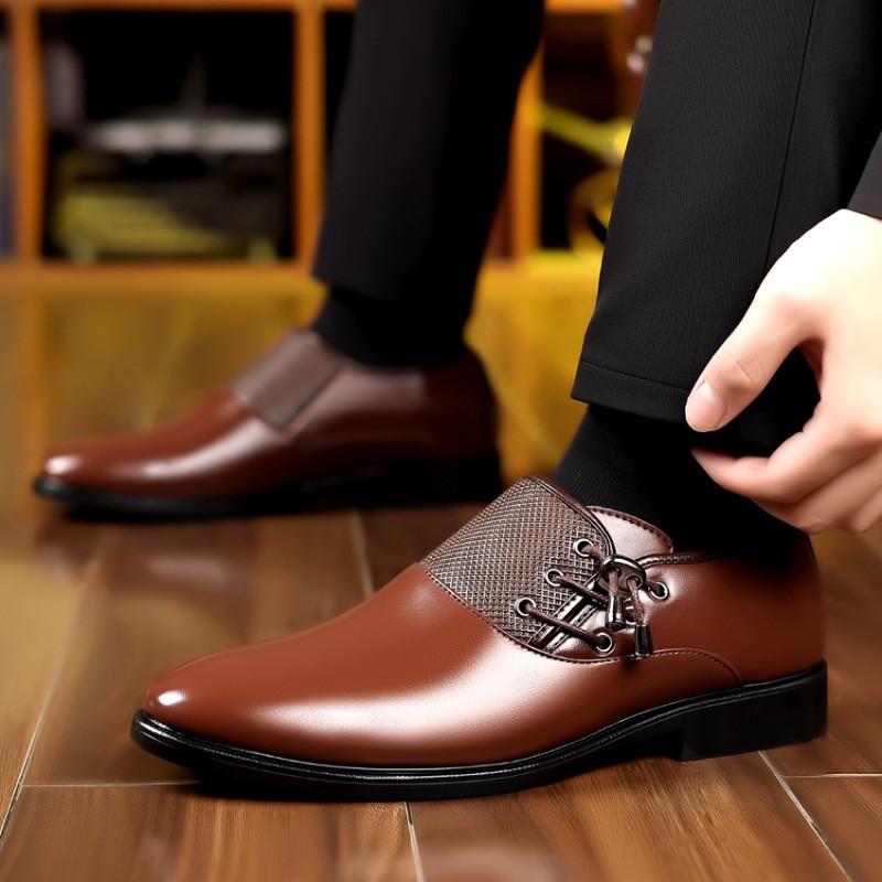 Fashion New Black Brown Loafers Men's Pointed Patent Leather Casual Shoes Wedding Dress Homecoming Footwear Zapatos Hombre