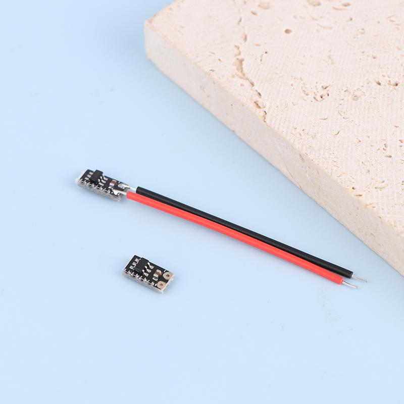 3.7-4.2V Messmodul 1 Zelle ternäre Lithiumbatterie Leistungsanzeige LED-Licht Mini