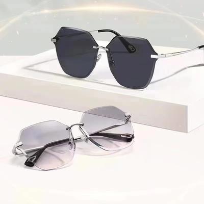 Frameless Vintage Gradient Sunglasses Fashion Rimless Big Frame Women Sunglasses Trendy Outdoor Anti-ultraviolet Eyewear Unisex