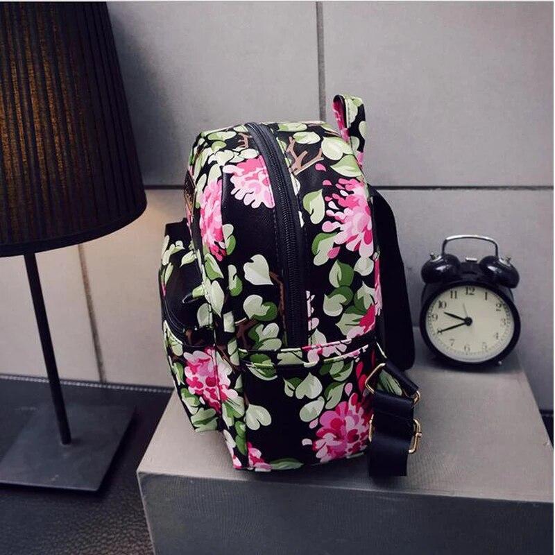 Blue Red Women Backpack 2024 Summer Small Retro Flower School Bags for Teenage Girls Street Casual Bagpack