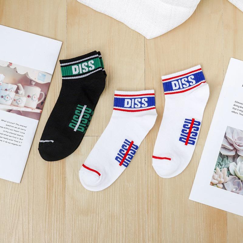 

Men s Spring and Summer Hip Hop Letter Mesh Breathable Short Boat Socks 1 pair чорний
