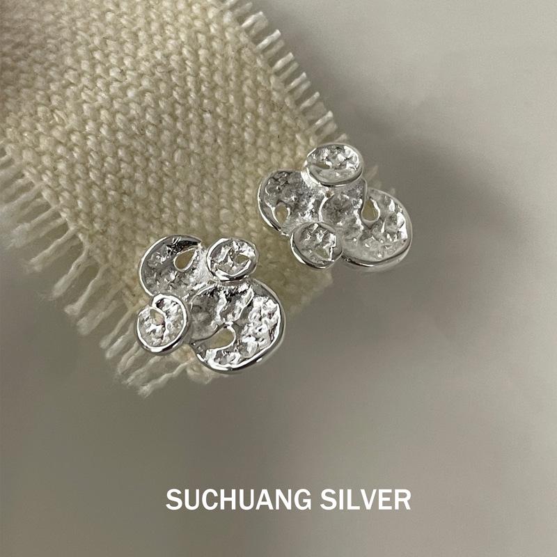 S925 Sterling Silver Petal Stud Earrings: Elegant & Fashionable Flower Design for Women
