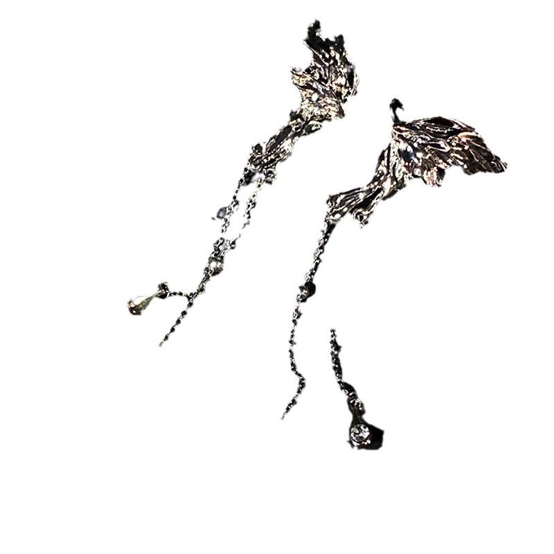 2024 Trendy Butterfly Tassel Ear Clips: Elegant No-Piercing Earrings for Women