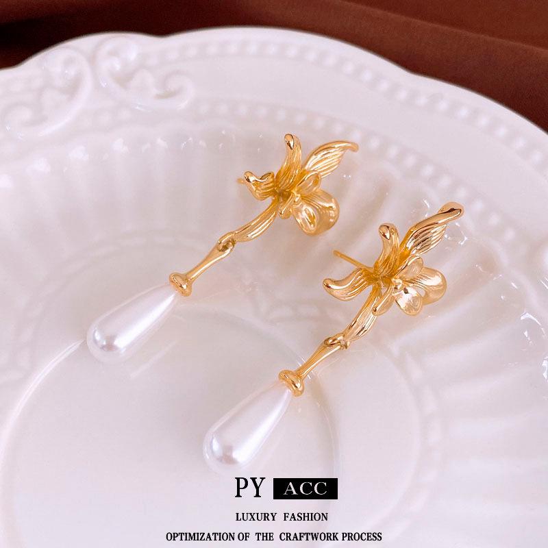 Pozlacené stříbrné náušnice s perlovým květem - Francouzské luxusní vintage pecky pro ženy