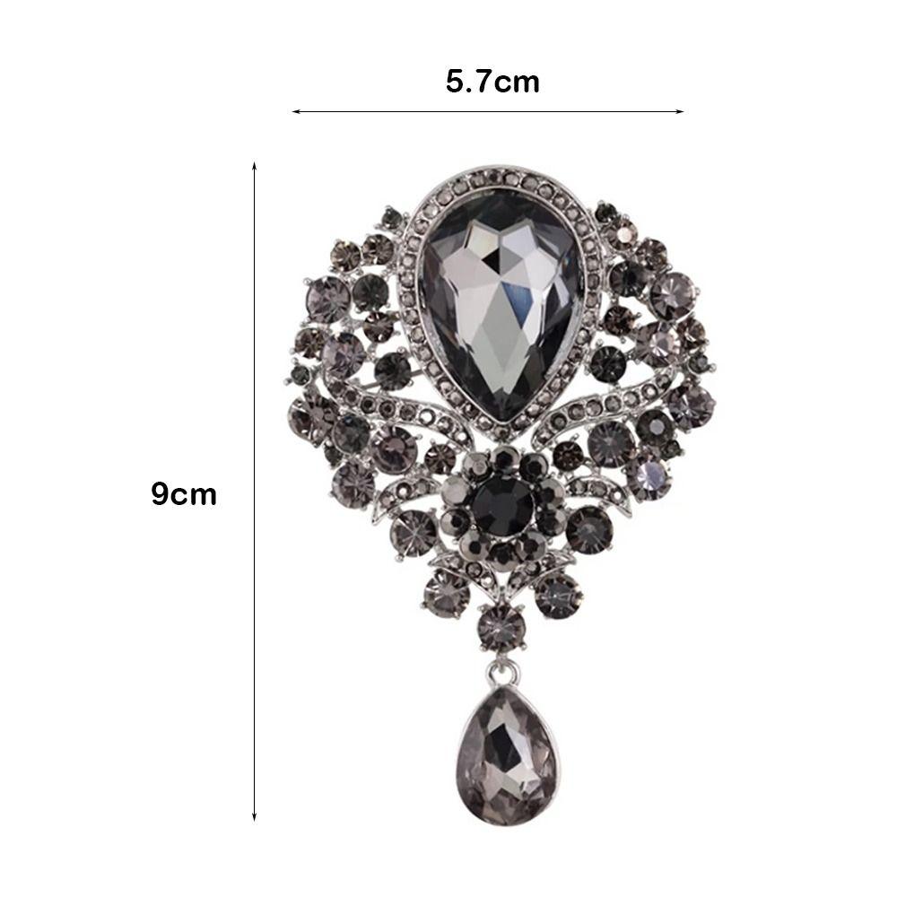 Trendy Clear Crystal Wedding Brooch Water Drop Shape Flower Design Bridal Brooch DIY Bridal Accessory Bridal Bouquet