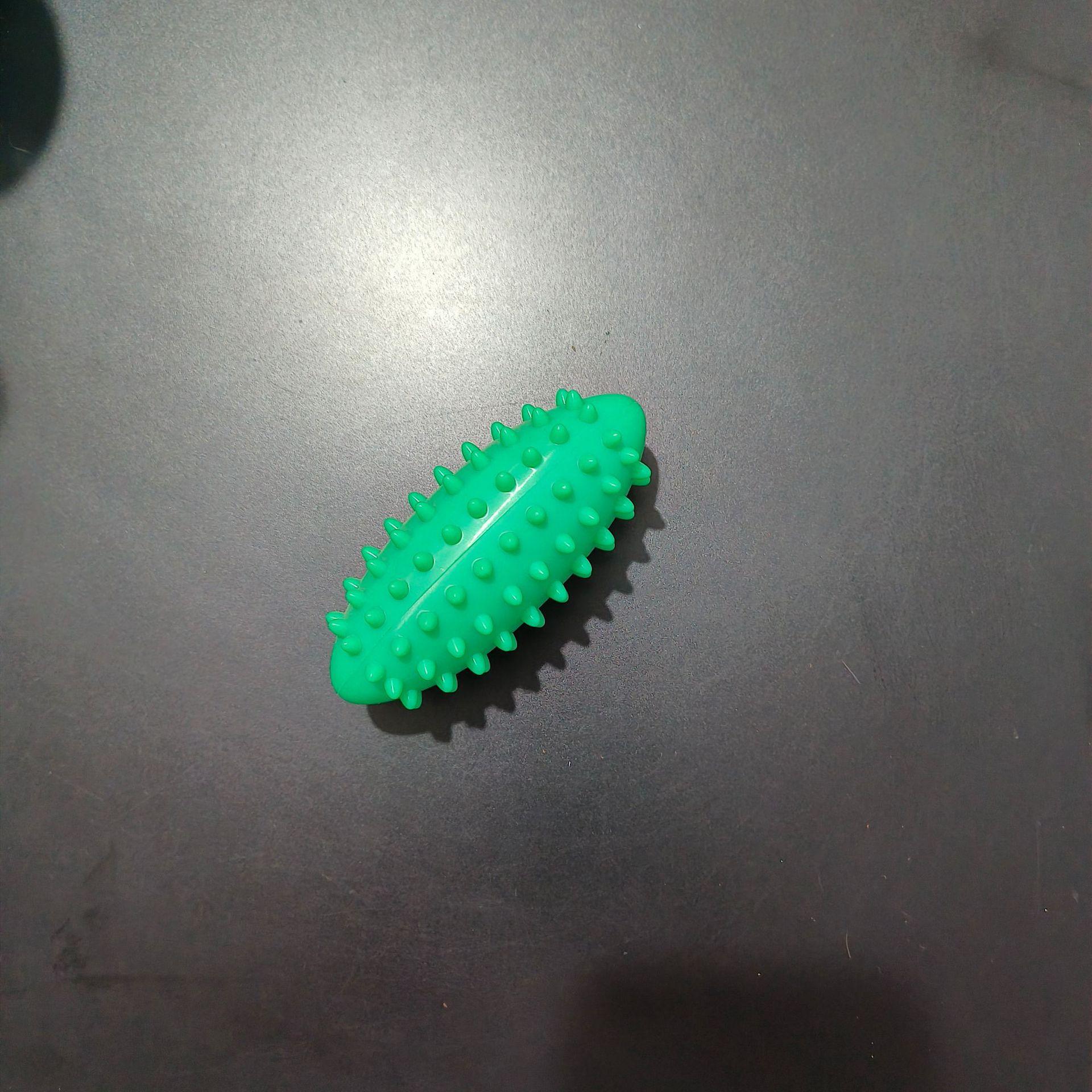 

Мяч-ежик из ПВХ, мяч для расслабления фасций, массажный мяч в виде морского огурца, активизирует акупунктурные точки стопы, массажный мяч для мышц 11x5cm