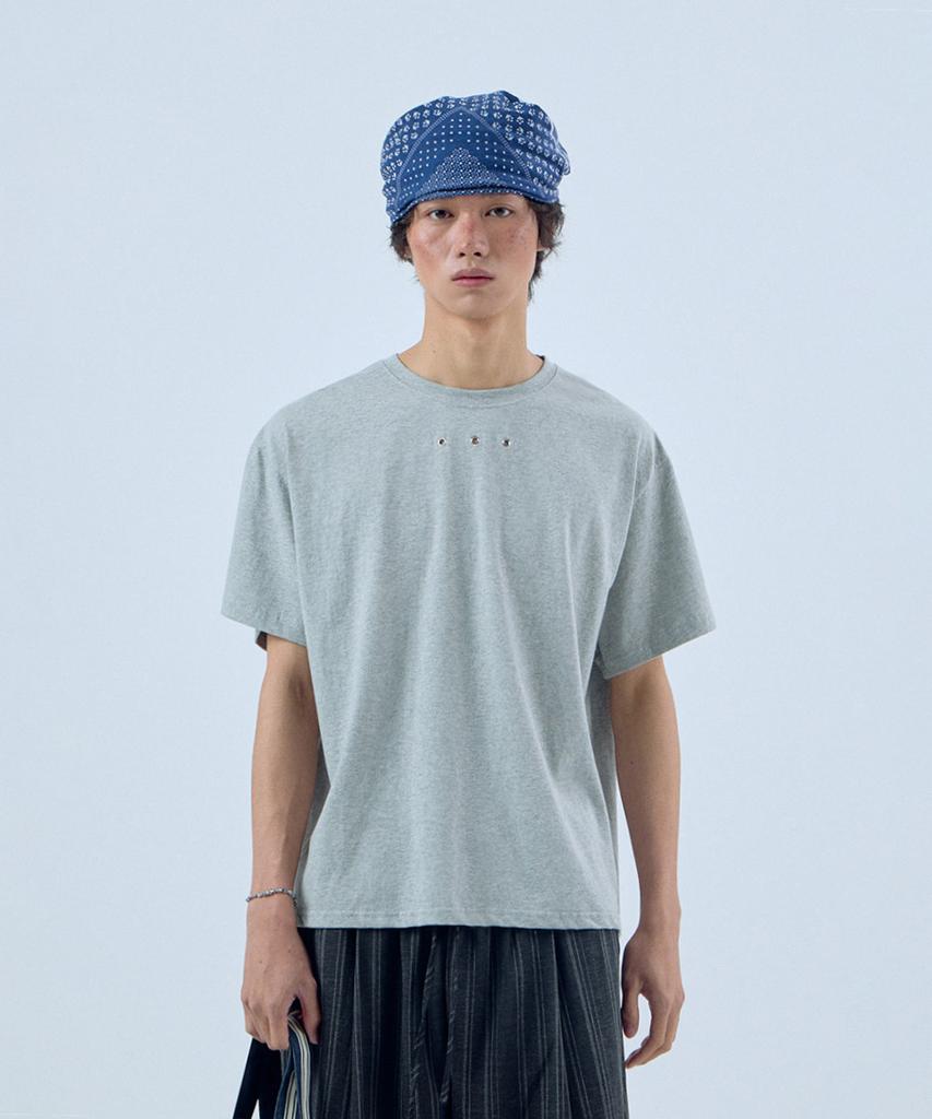 NOISE Eyelet Crop Short Sleeve T-Shirt - Gray