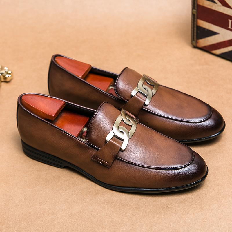 

Spring and Autumn Korean version of business casual loafers men s large size solid color office small leather shoes suit foot leather shoes 38