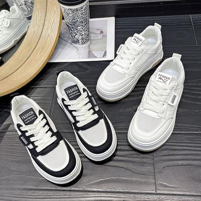 Kleine weiße Schuhe Damen Sommer Neu Mesh Atmungsaktiv Dicke Grundplatte Schuhe Modische Vielseitige Lässige Sportschuhe