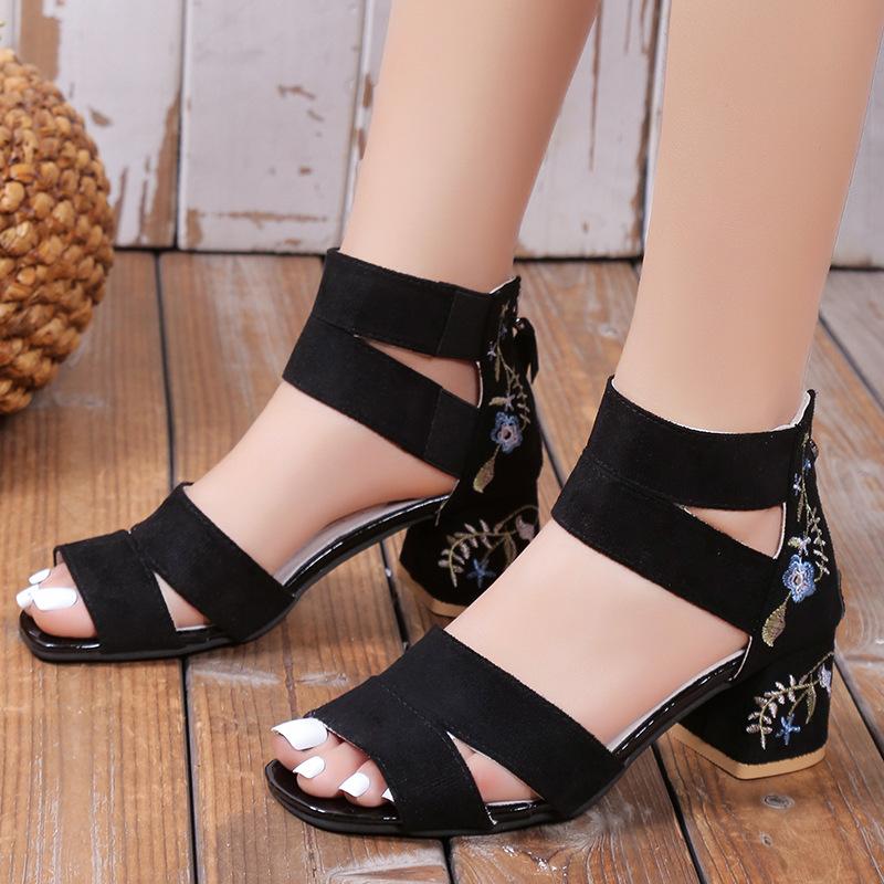 Women's Summer Casual Shoes Embroidered Flowers 2026 Thick High-heeled Sandals Large Size Fashion Sandals Comfortable Women's Shoes