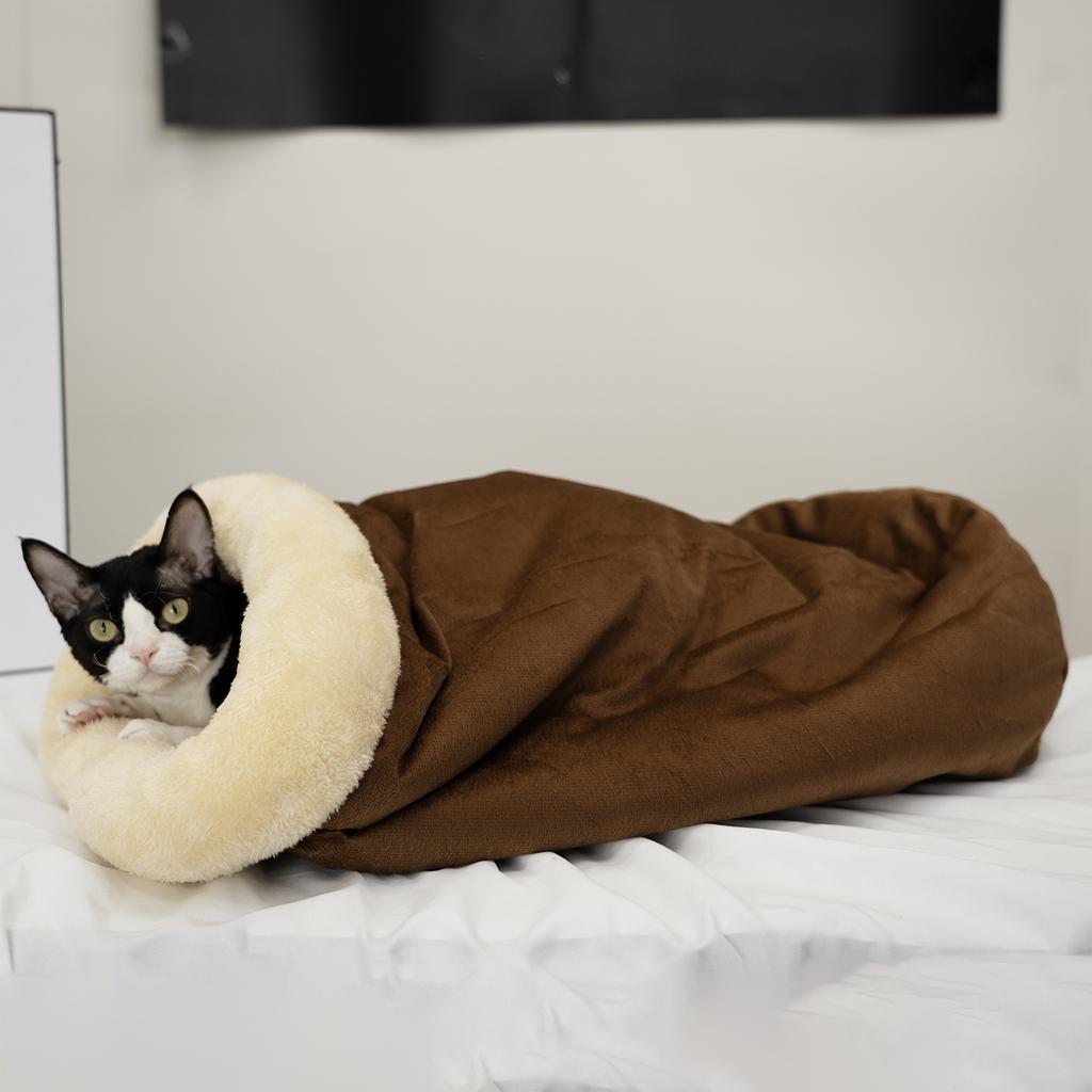 Autumn Winter Warm Pet Bed Soft Plush Cat Sleeping Bag Semi-enclosed Shell Cat Nest Washable Small Medium Pet Nest