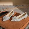 Calzado para mujer – Zapatillas