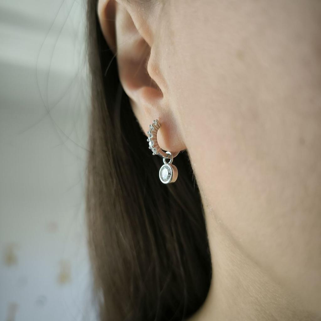 Серебряные серьги с фианитами (2185994)