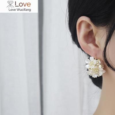 Statement Shell Flower Hoop Earrings Personality  New White Pendientes Mujer