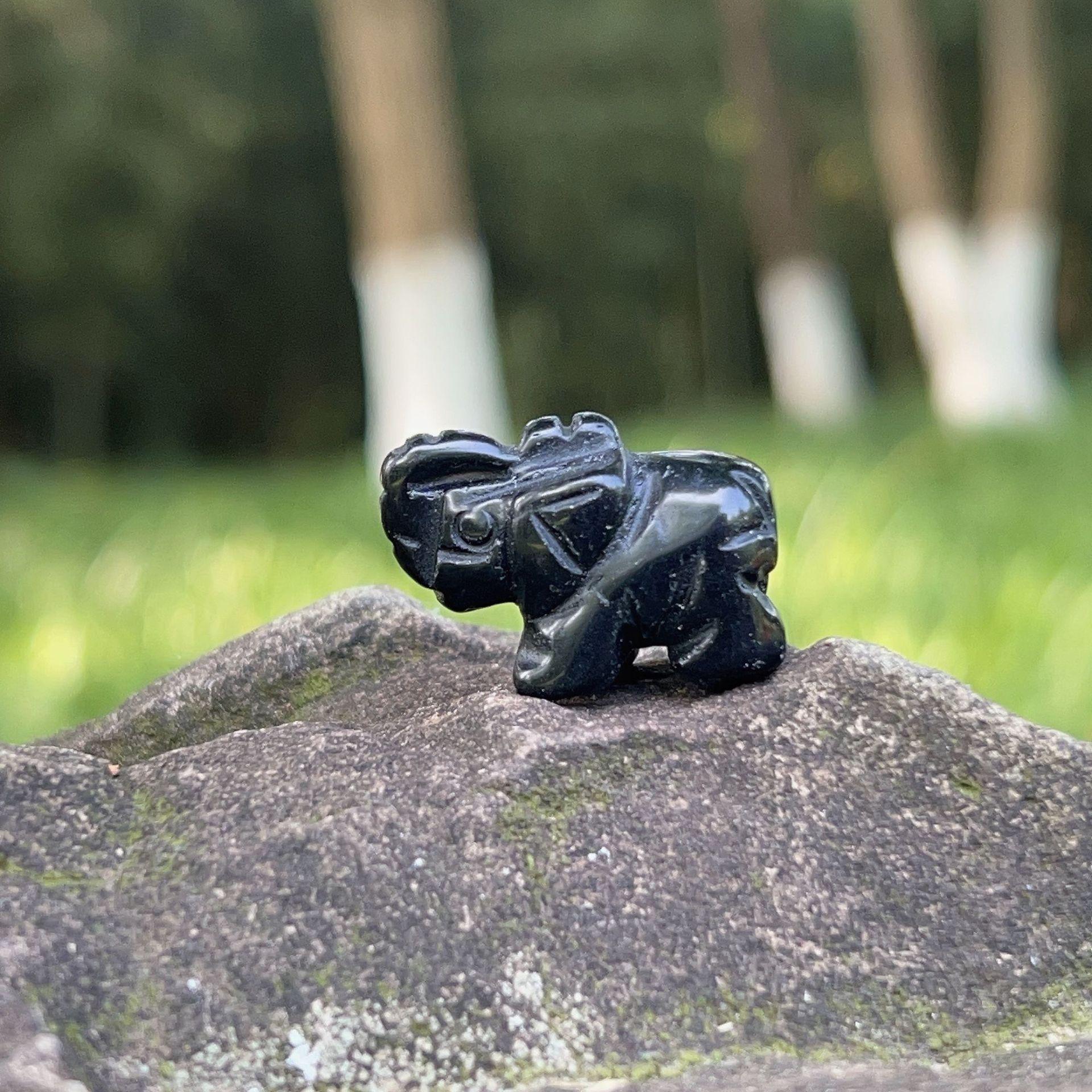 

Мини-слон из натурального хрустального агата для детского научного образования