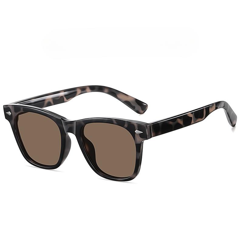 New TR Square Frame Sunglasses Fashion Sunglasses for Men and Women with Ins Polarized Glasses.