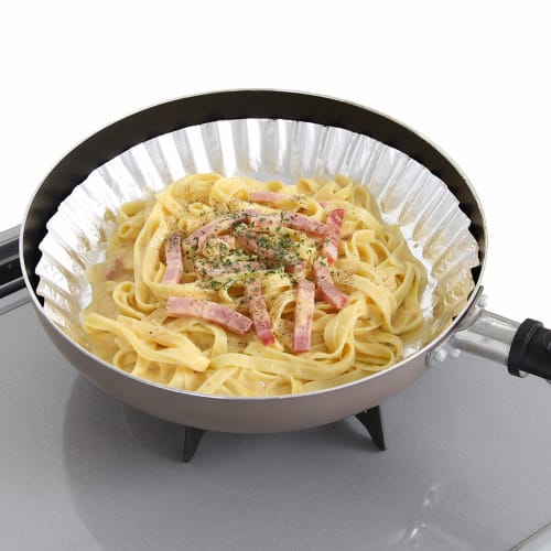 Alphamic Aluminiumbleche für 26 cm Bratpfannen, Silber, ca.. 21,1 cm Bodendurchmesser x 3,7 cm Höhe, Silikonbeschichtet, Antihaftbeschichtet, Hält Gegrillten Fisch C