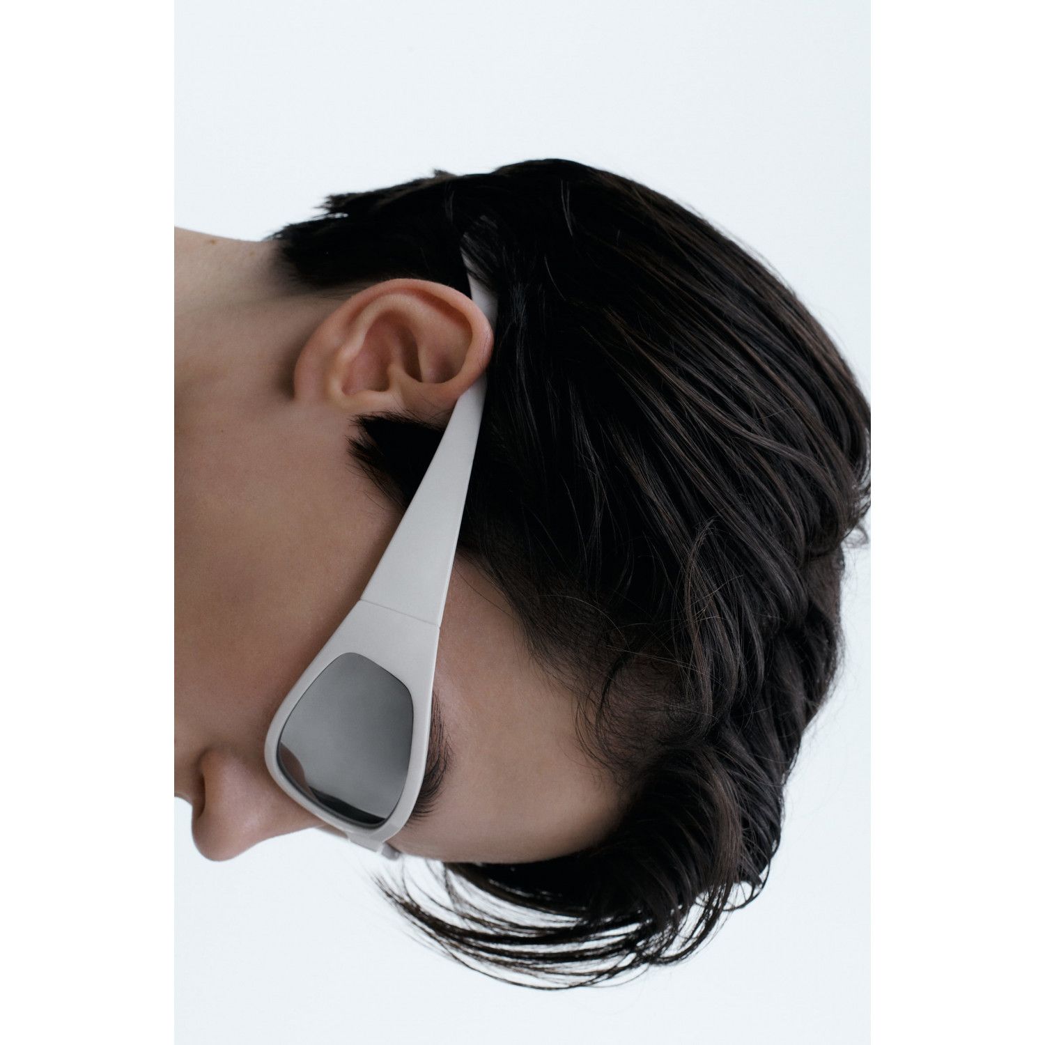 

SUNGLASSES WITH FRAME