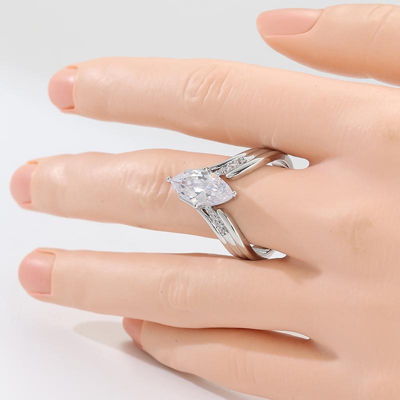 Exquisite Inlaid White CZ Women's Ring Trendy CopperColor Geometry Daily Wear Party Jewelry Anniversary Gift