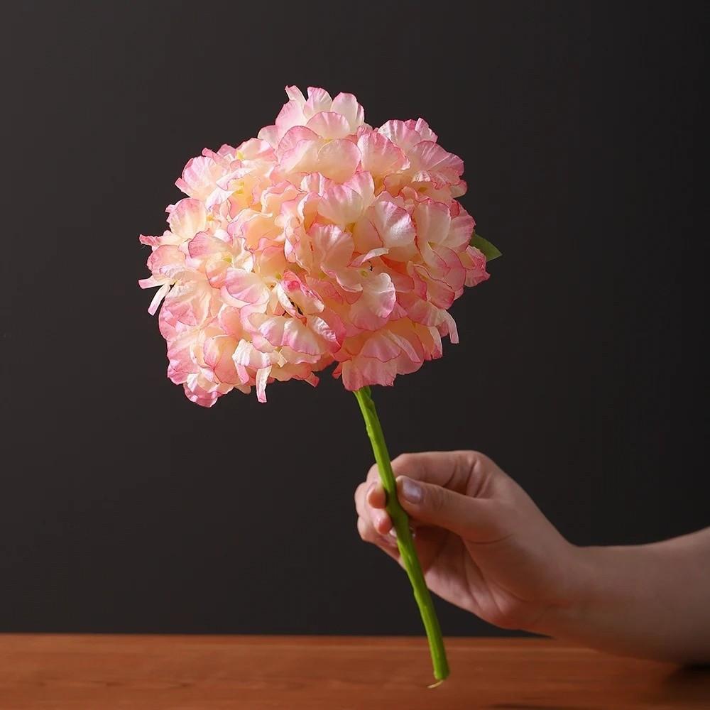 Reusable Hydrangea Artificial Flowers Bouquet Realistic Look Faux Flower Silk Flower  Home Ornament