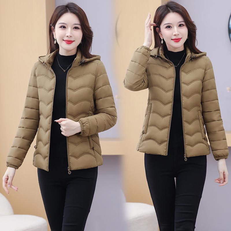 Women's Lightweight Down Cotton Jacket, Short Slim Fit, 2025 Fashion, Casual Padded Coat for Mothers.