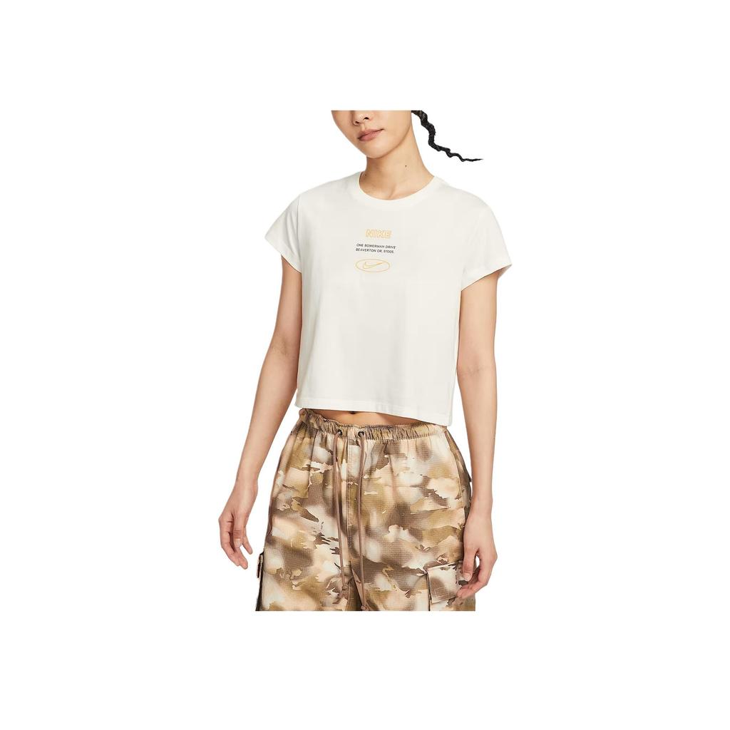 New Nike Sportswear Regular T Shirt Women's IH8507-133