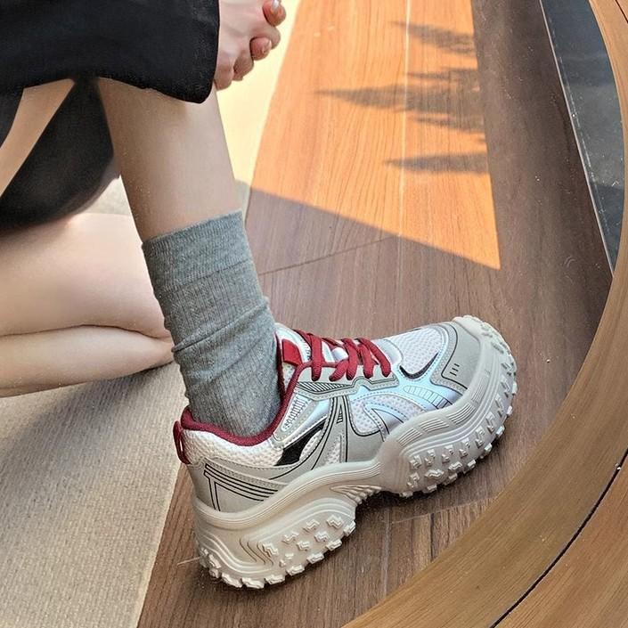 2025 new dad shoes women's shoes popular spring and autumn super fire versatile muffin thick sole heightening sports and leisure shoes
