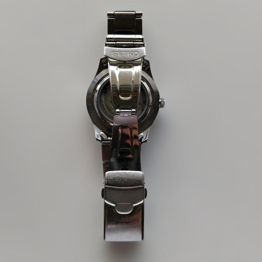 Used SEIKO 5 SPORTS Automatic Watch 23 Jewels 100M