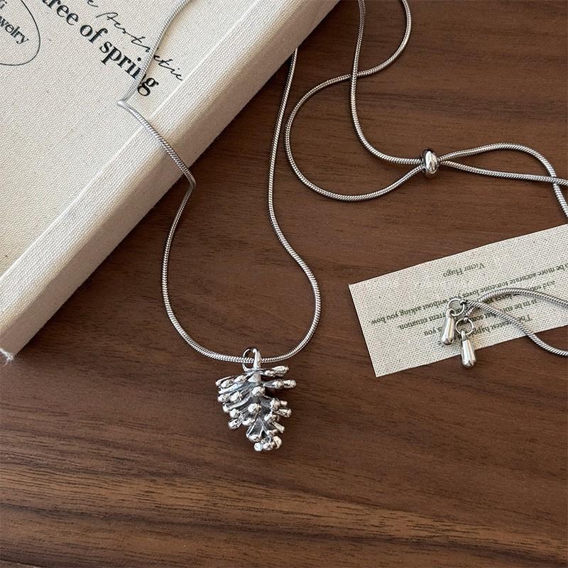 Fashion Silver Color Geometric Pinecone Pendant Adjustable Long Chain Necklace for Women Dainty Daily Wear Luxury Jewelry Gift