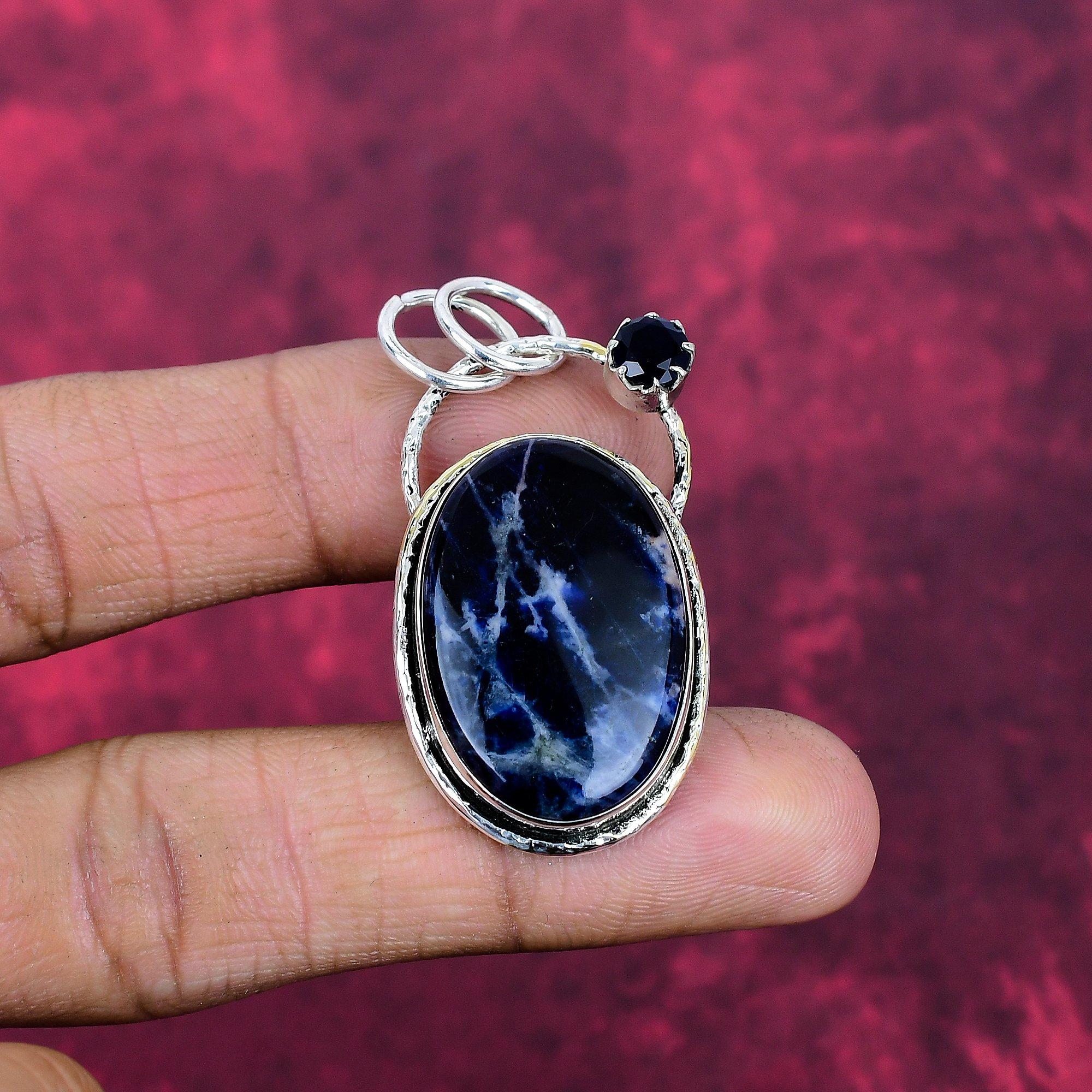 

Содалит и Черная шпинель Подвеска из драгоценных камней ручной работы, Подвеска из стерлингового серебра 925 пробы, Антикварное украшение, Подвеска для подарка на помолвку 2.16 Inches