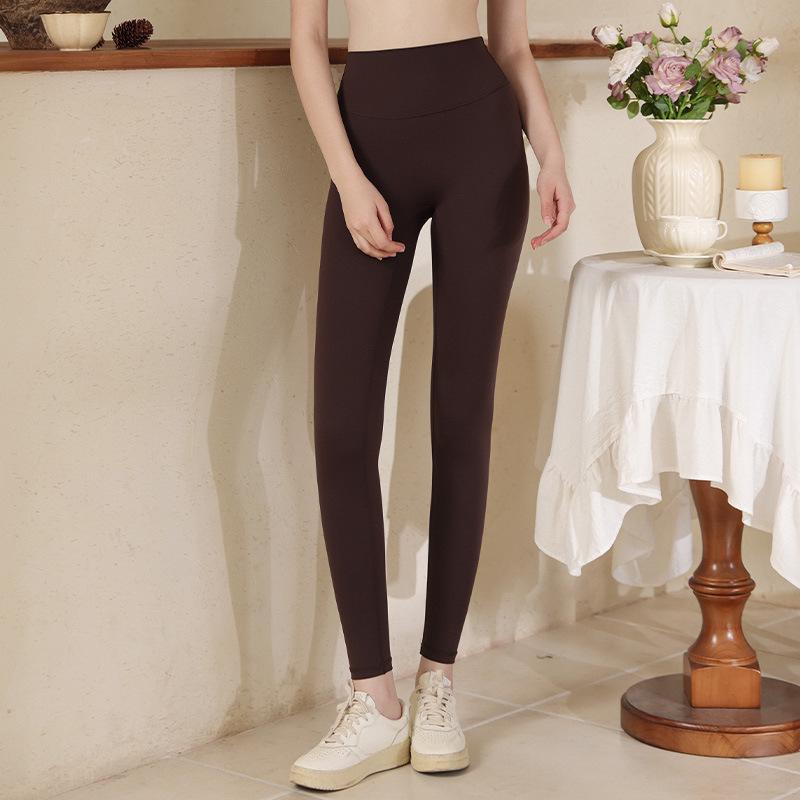 

Women s Halter Neck Yoga Tank Top Set with Built-in Bra - 2025 Fitness & Pilates Style Large