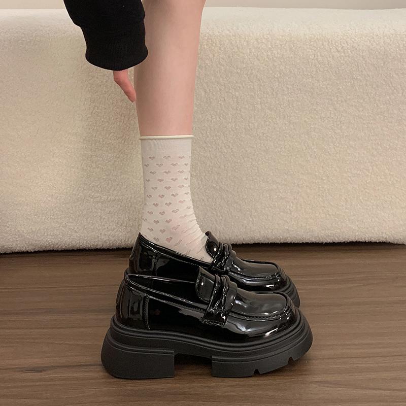 Designer Frühling College Stil Damen klobige Loafer Schuhe Mode flache Slip-On Schuhe Elegante dicke Absatz Lederschuhe