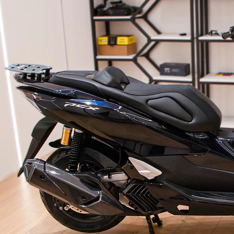 Honda PCX160/125 Lowered Seat Cushion with Enhanced Comfort and Lumbar Support for 2021-2026 Models.