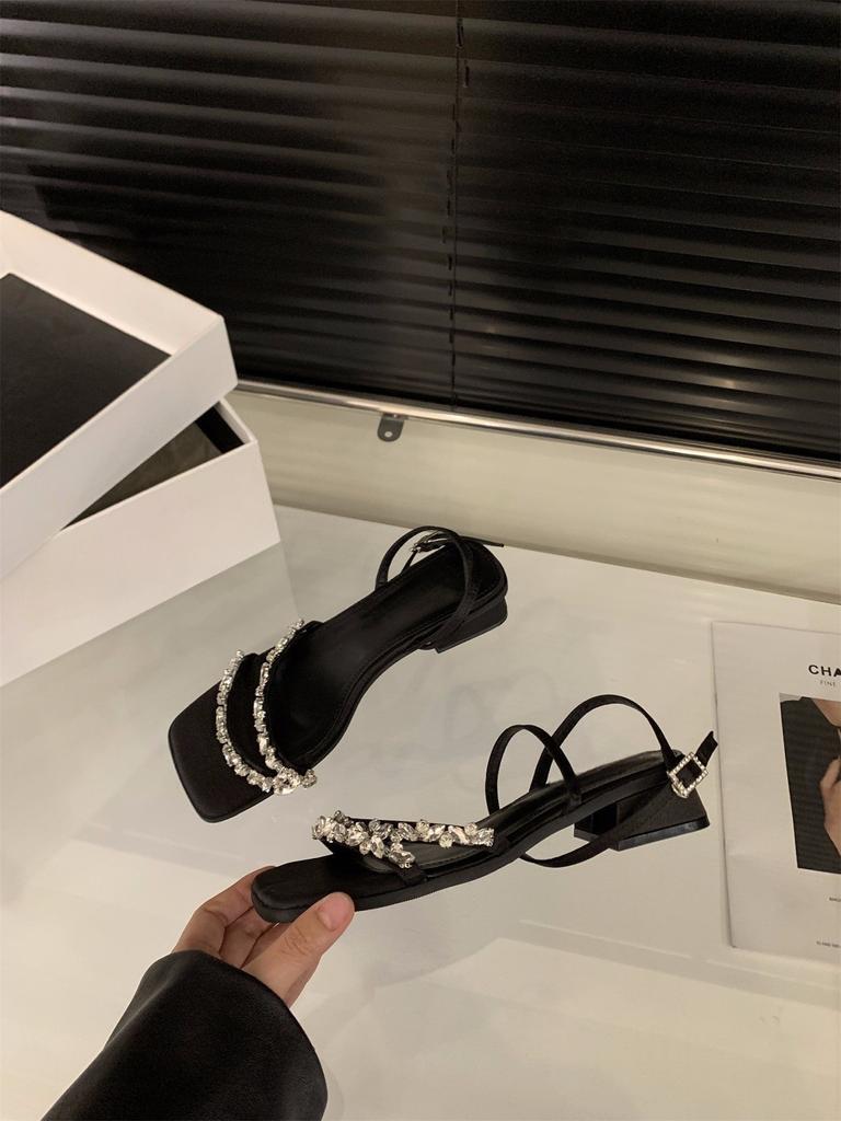 Coarse Heel Rhinestone Strap Sandals Fairy Shoes 2025 New Summer French Black Temperament with Skirt Roman Shoes