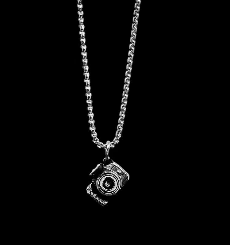 Trendy hip-hop personlig halskjede i titan stål retro kamera halskjede for menn