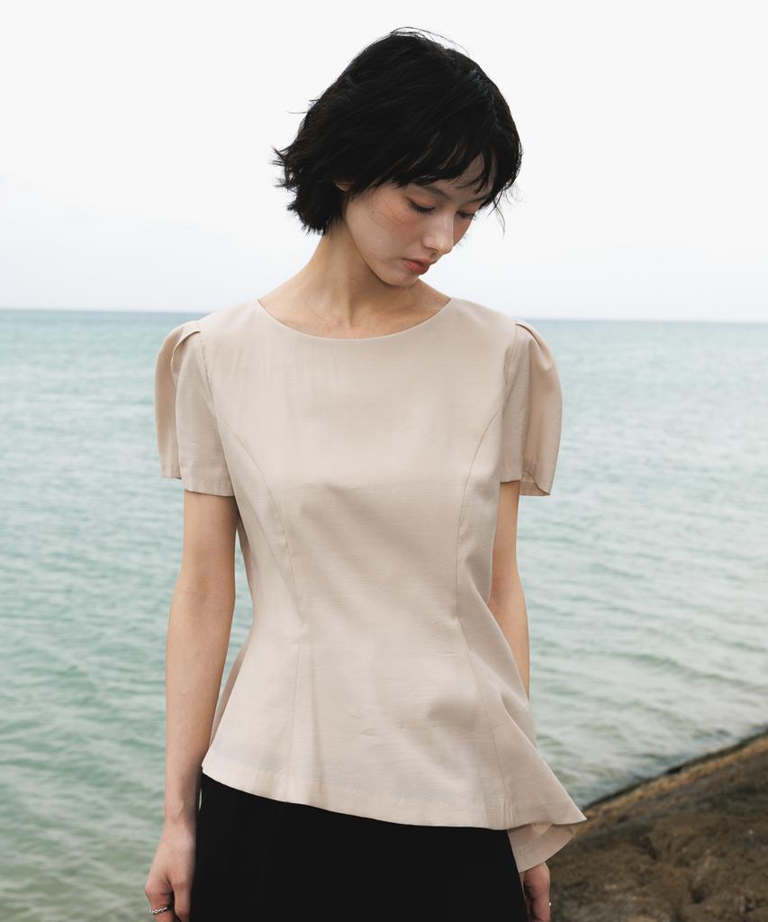 DEHEVE Unbalanced Frill Blouse [Beige]