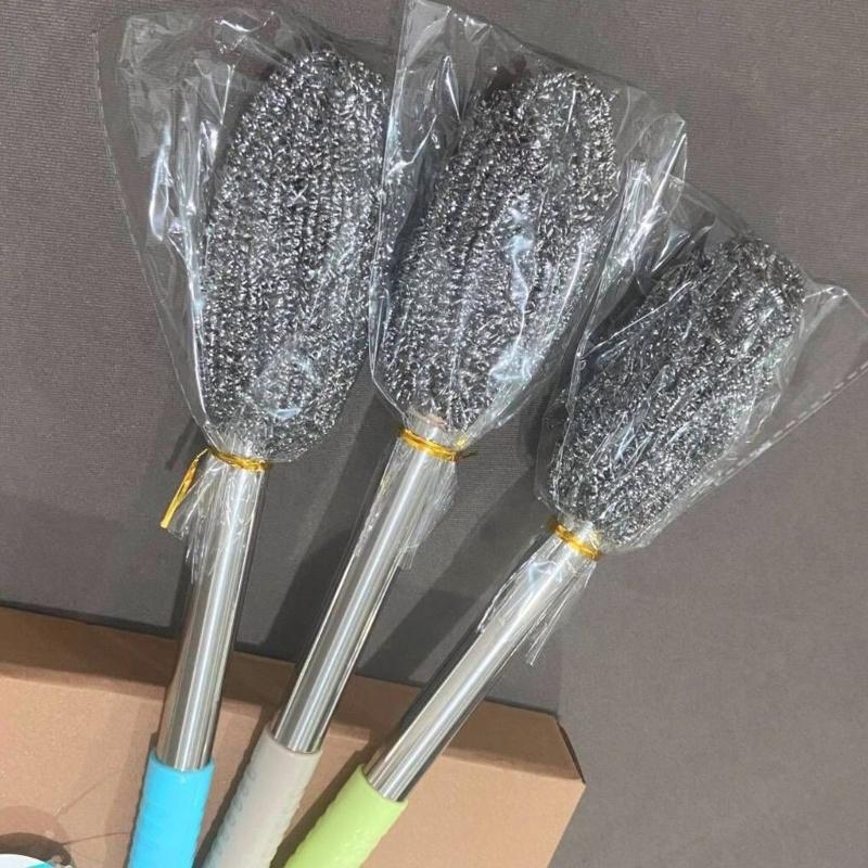 Ergonomic Long Handle Stainless Steel Scouring Ball Brush Random Color Suitable for Easily Kitchen Surfaces Cleaning