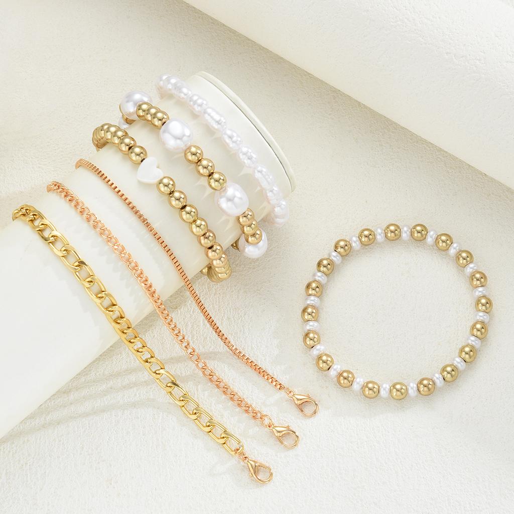7 Stück/Set Elegantes Boho Perlenarmband-Set für Damen Vintage Einfache Goldfarbe Imitation Perle Herzarmbänder Dating Schmuck