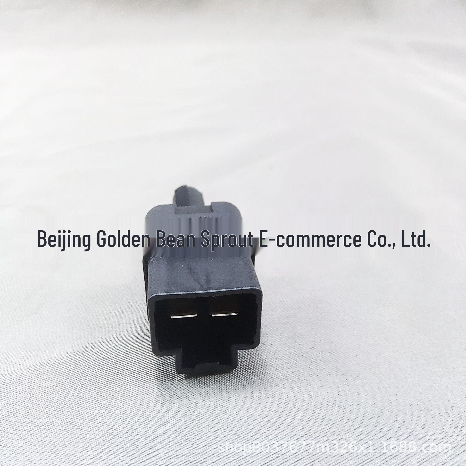 Nissan T90/T60 Brake Light Switch, 4-Pin [253202FK1B-B272] Neutral