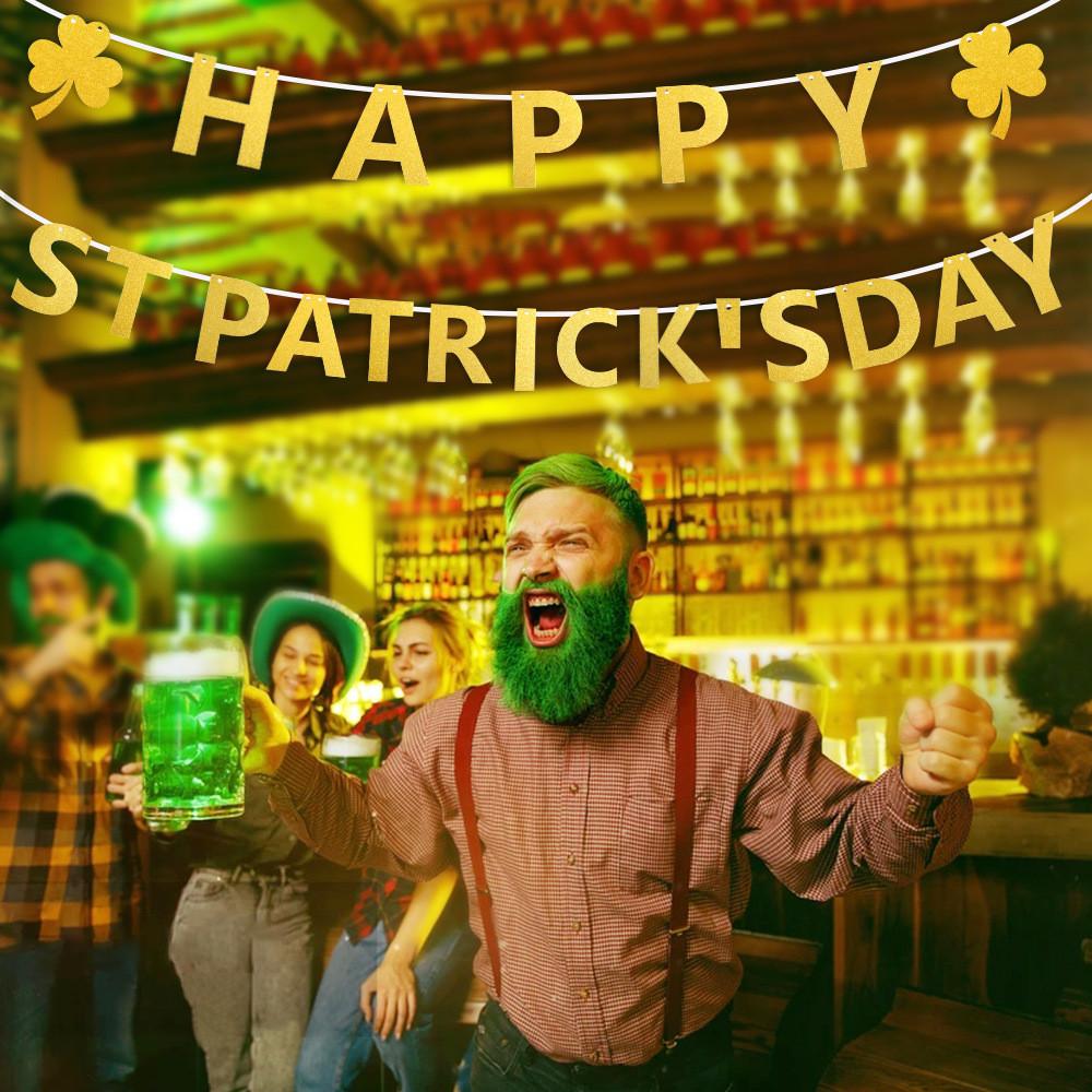 Lebhafte St. Patrick's Day Banner mit goldenem Glücksklee Irisch thematische Partydeko