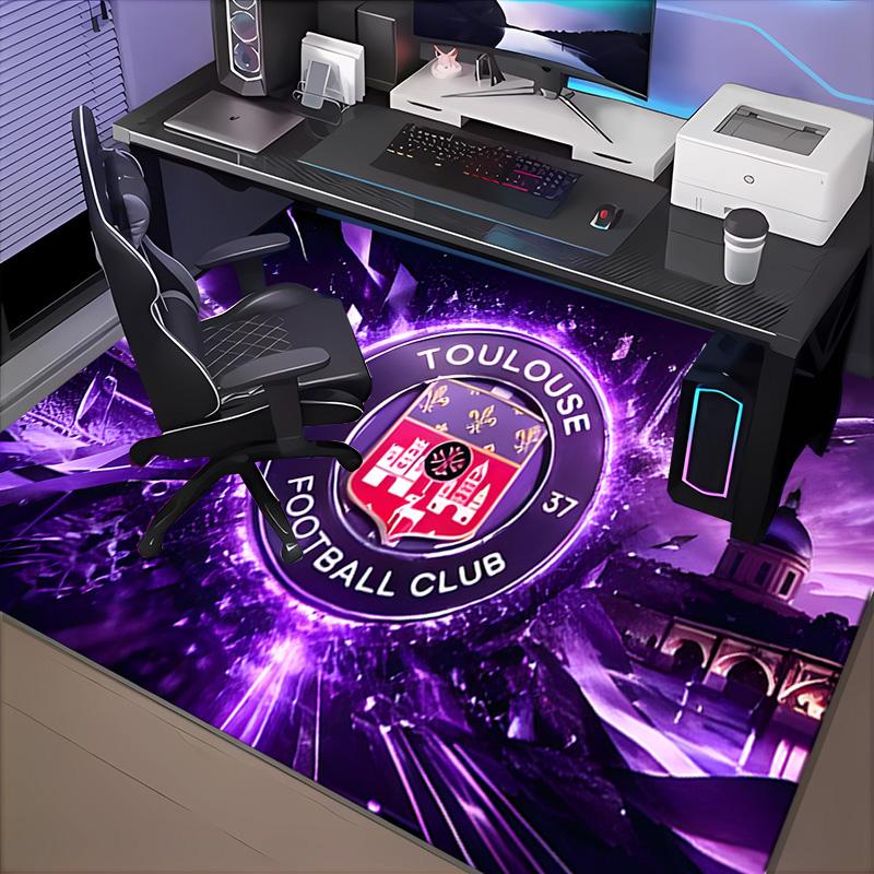 1PC Toul-ouse Crest Design Floor Mat for Living Room, Game Rooms, Office, Bedroom, Office Floor Mat Playful Design, Christmas Fan Gifts