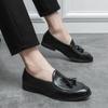 New Designer Charm Black Brown Tassels Patent Leather Shoes Men Business Party Flats Dress Loafers Homecoming Pageant Footwear