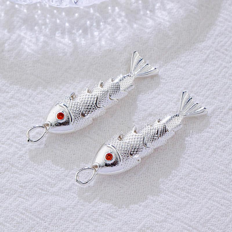 Metallanhänger im chinesischen Stil in Fischform mit rotem Zirkonia-Pavé für DIY-Halskette, Armband, Ohrringe, Schmuckherstellungszubehör